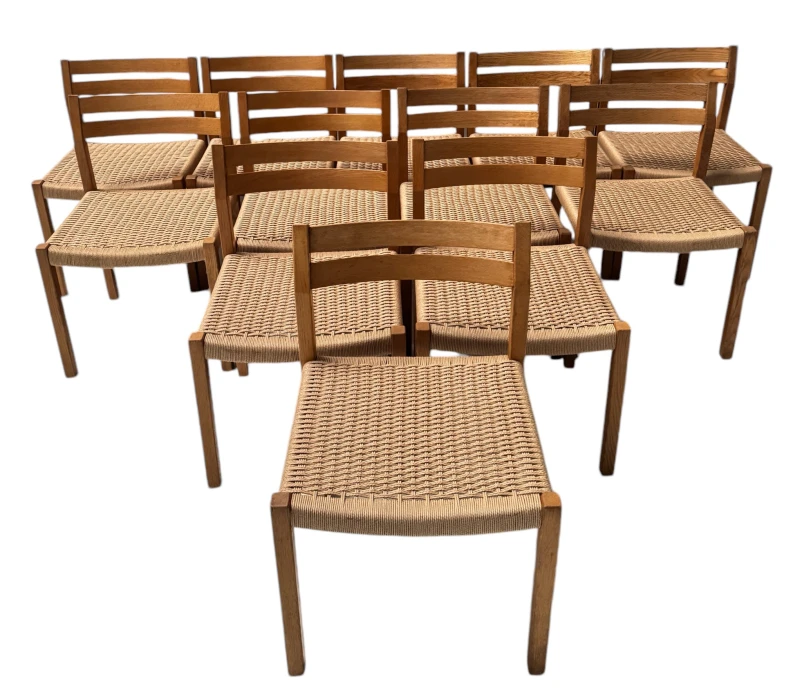 Set of 12 Mid-Century Modern 401 Dining Room Chairs by Niels Otto Møller, 1970s
